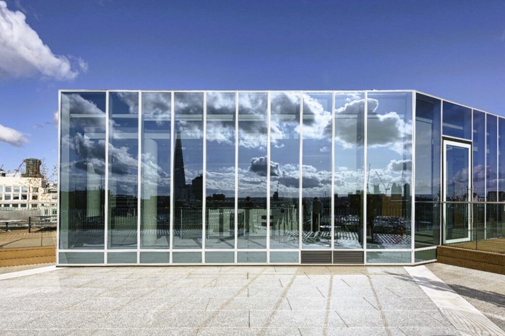 Glass Facades: Beauty and Functionality